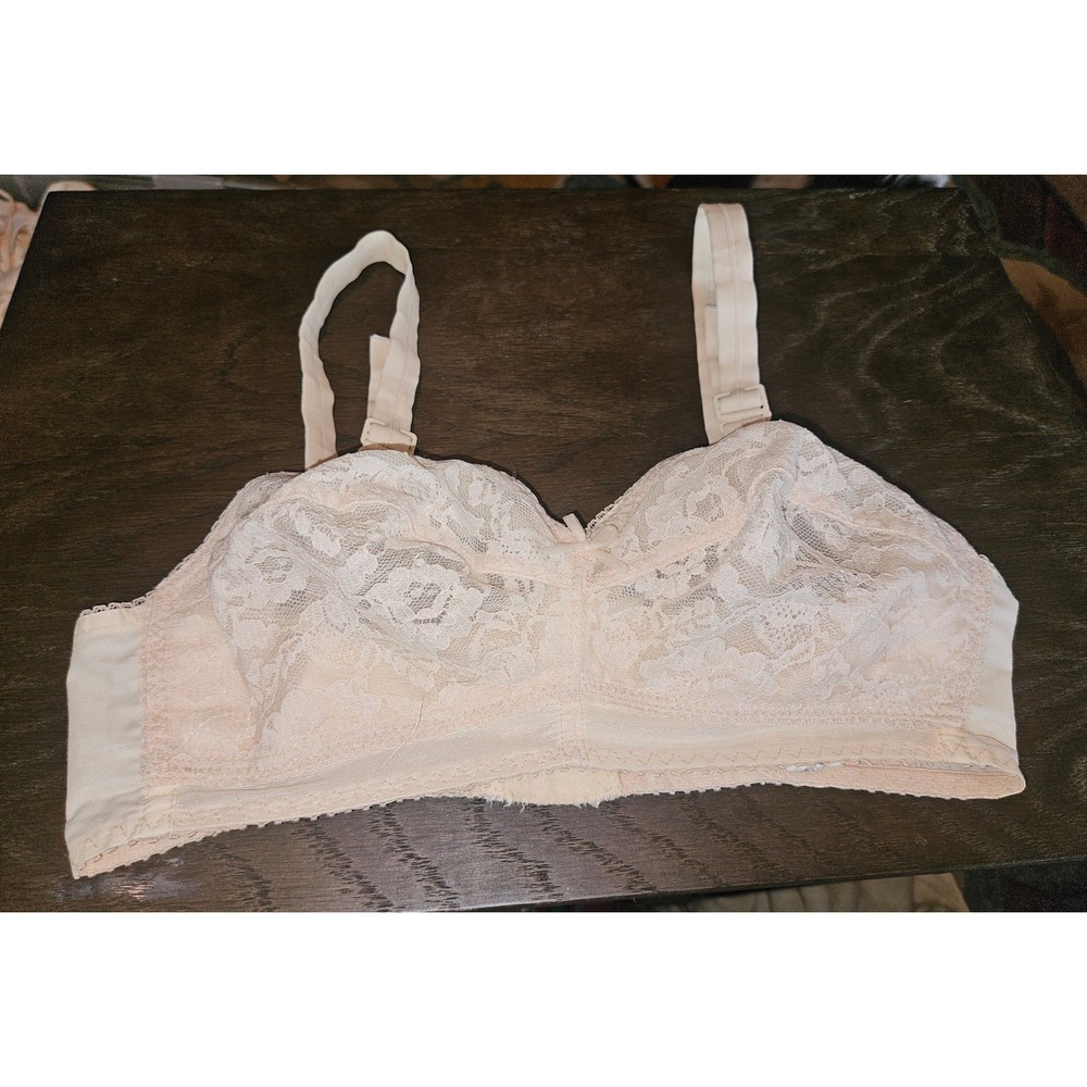 Vintage Jazten? Beige Floral Lace Wireless Full Coverage Bra Made in USA